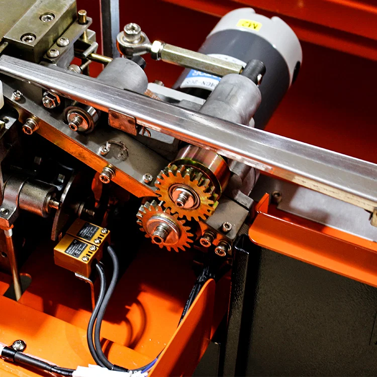 box strapping machine, banding machine, Strapping Machine, Carton Strapping Machine, Boxes Strapping Machine doos omsnoerende machine, banderolleermachine, omsnoeringsmachine, karton omsnoeringsmachine, dozen omsnoerende machine